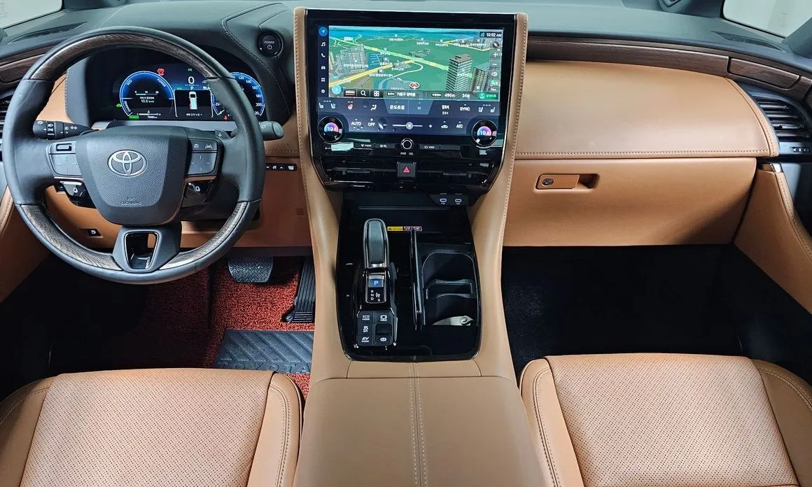 Toyota Alphard — фото 7