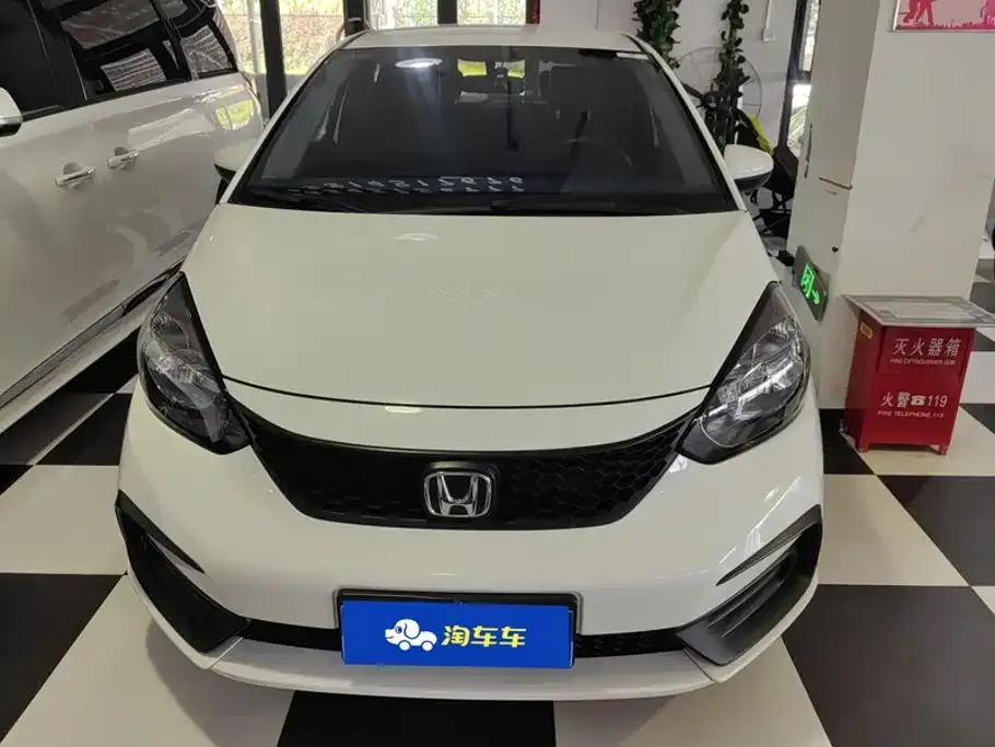 Honda Fit — фото 6