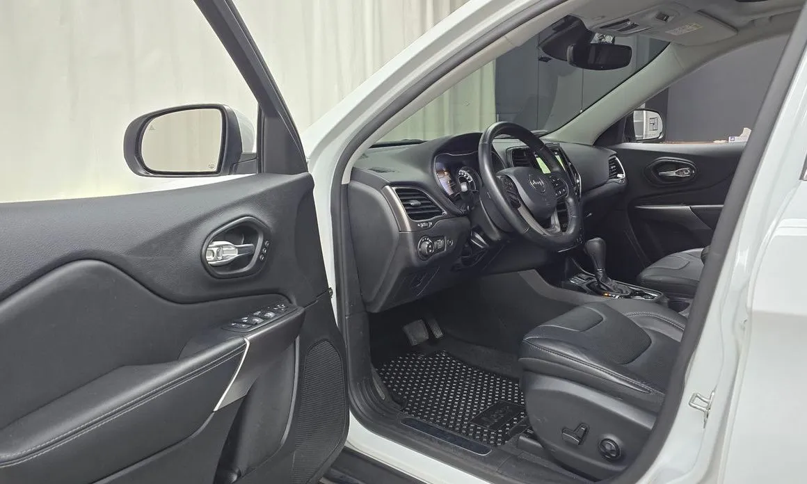 Jeep Cherokee 2021 из KR, фото 10