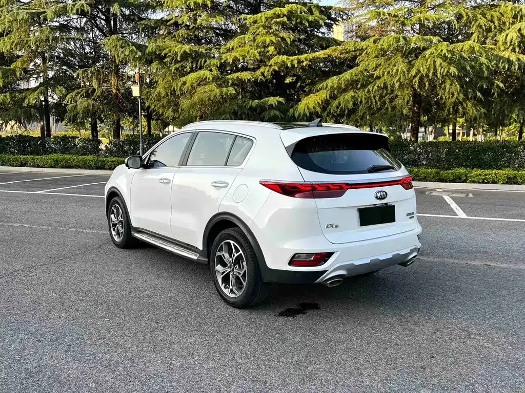 Kia KX5 — фото 10