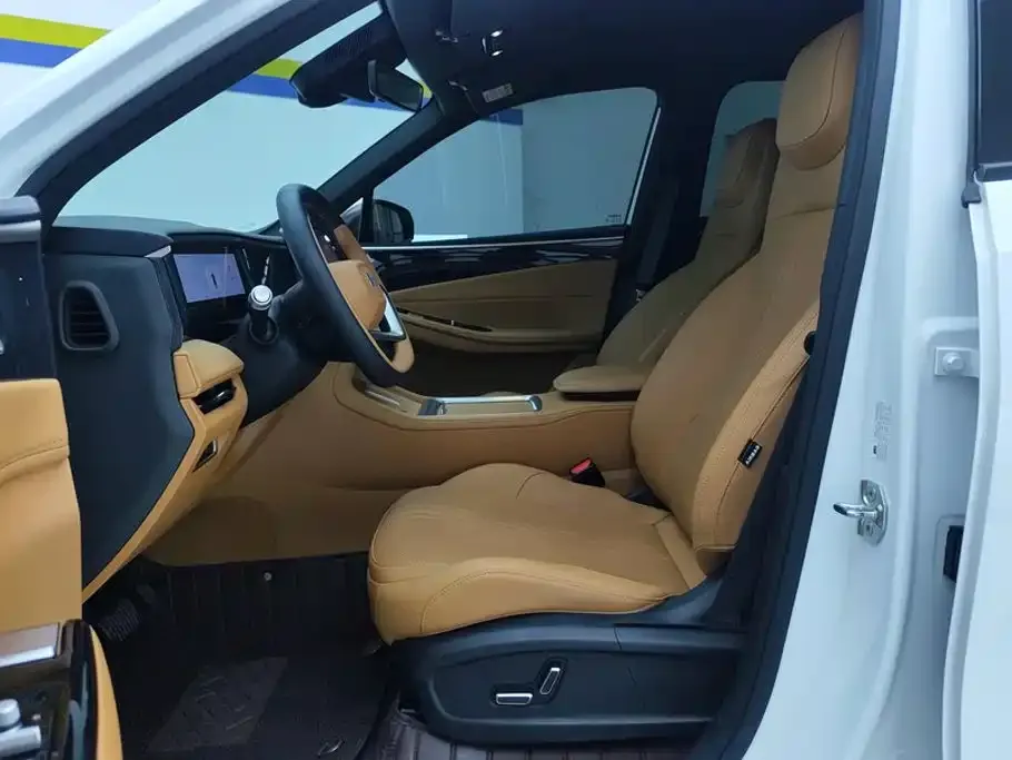 Geely Galaxy L7 — фото 2