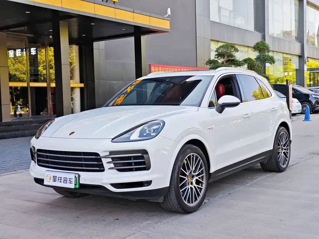 Porsche Cayenne Hybrid — фото 1