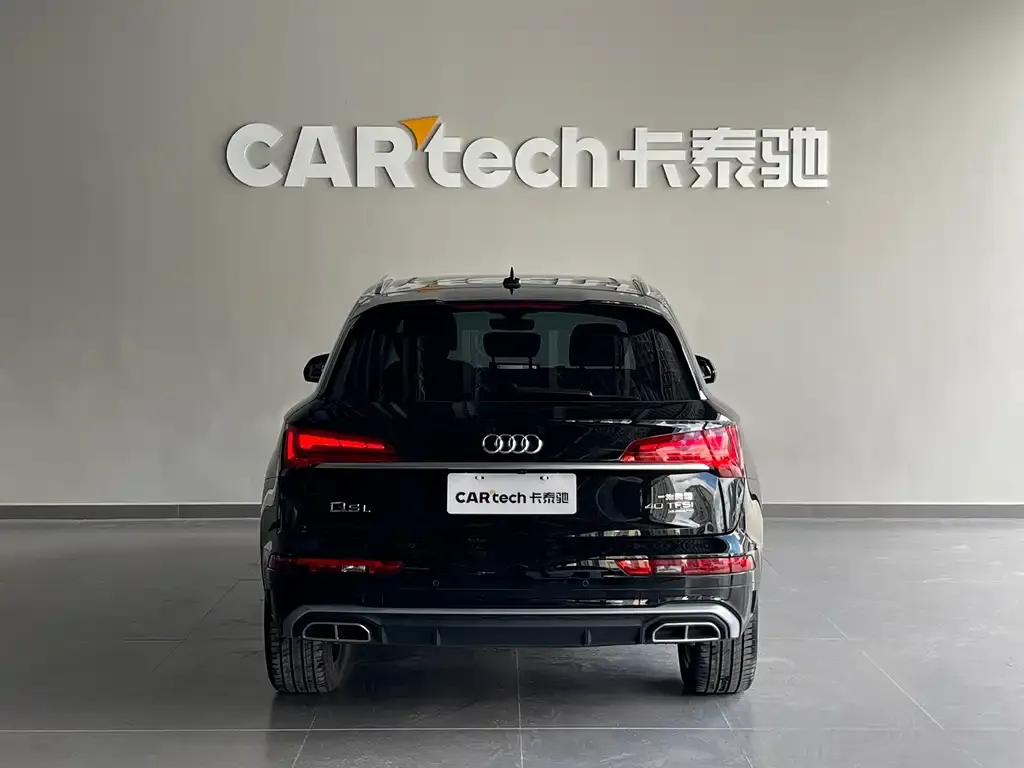 Audi Q5L — фото 2