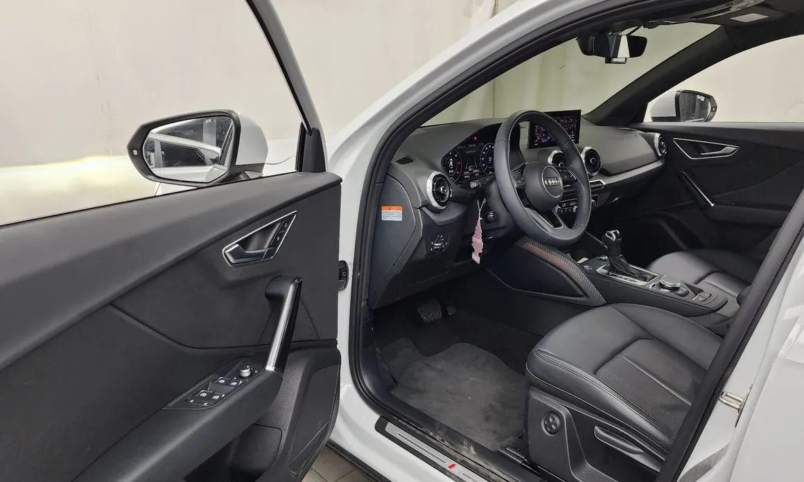 Audi Q2 2023 из KR, фото 3