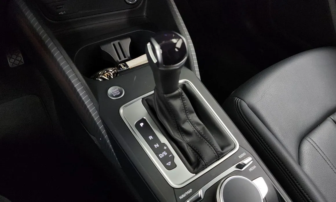 Audi Q2 2023 из KR, фото 5