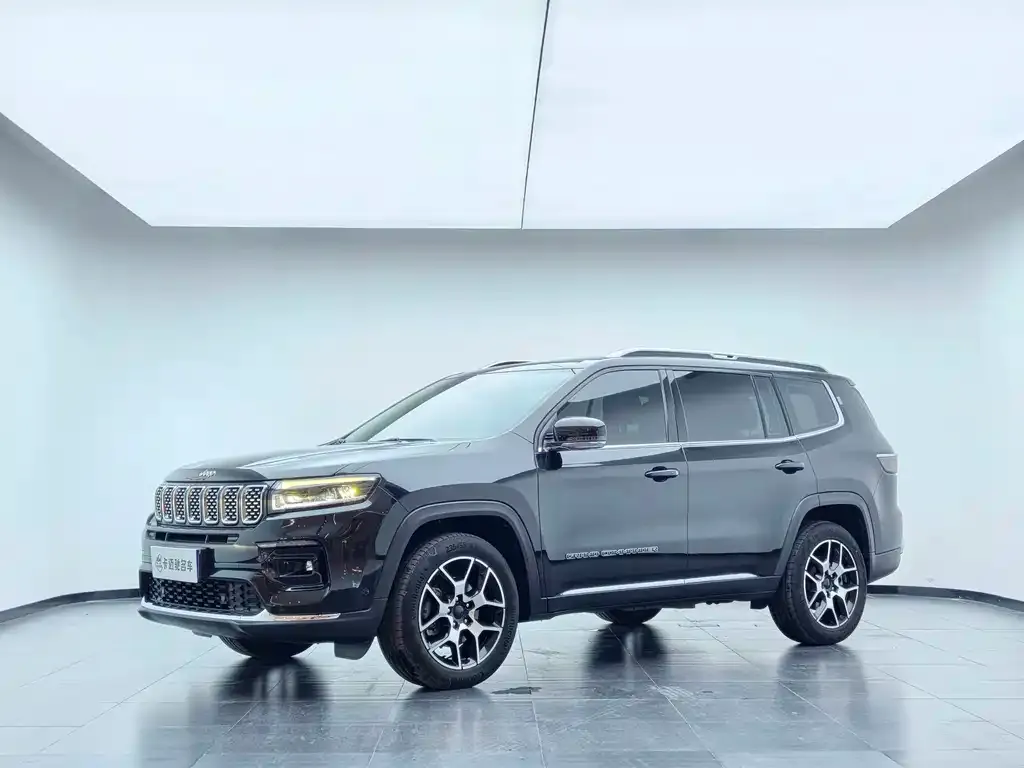 Jeep Grand Commander — фото 1