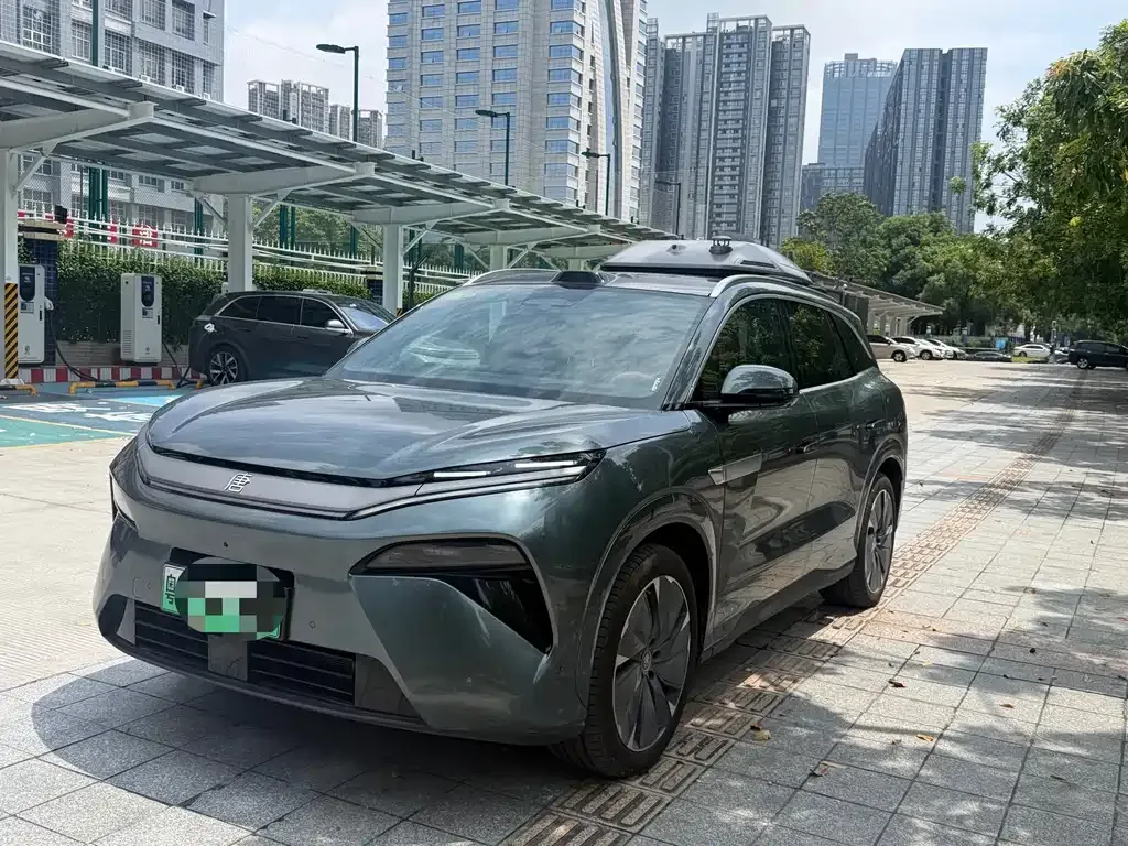 BYD Tang L — фото 1