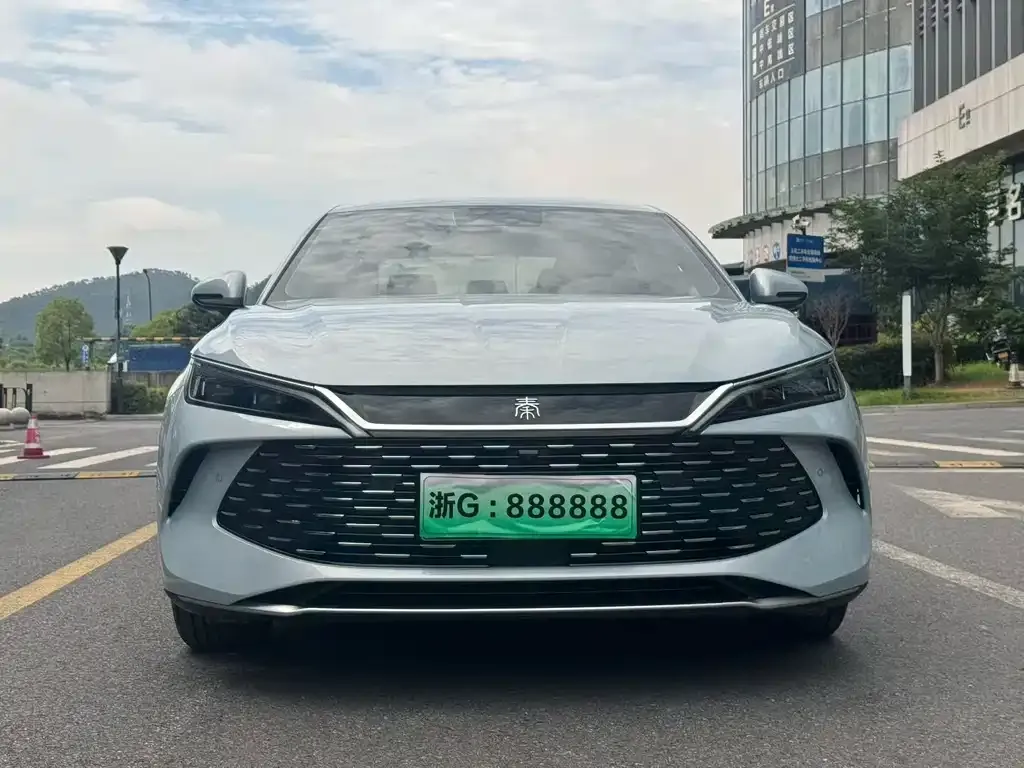 BYD Qin L — фото 6