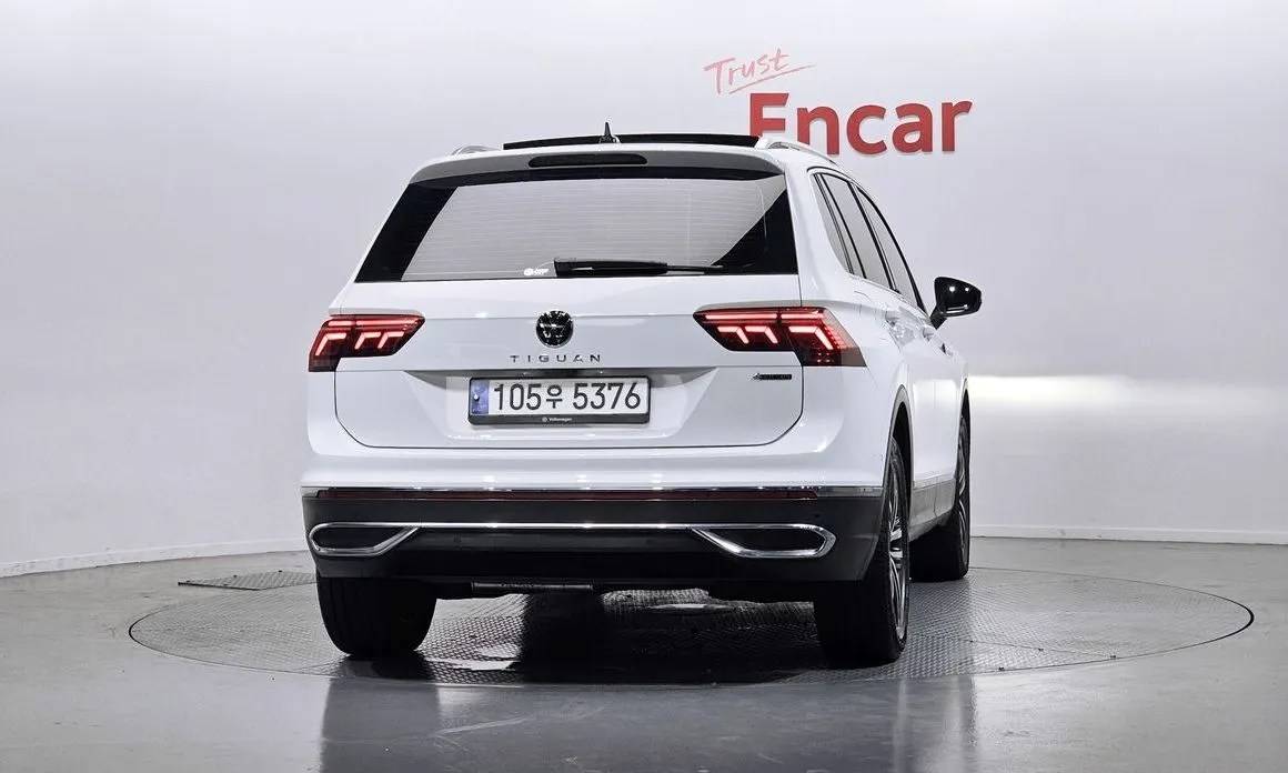 Volkswagen Tiguan — фото 2