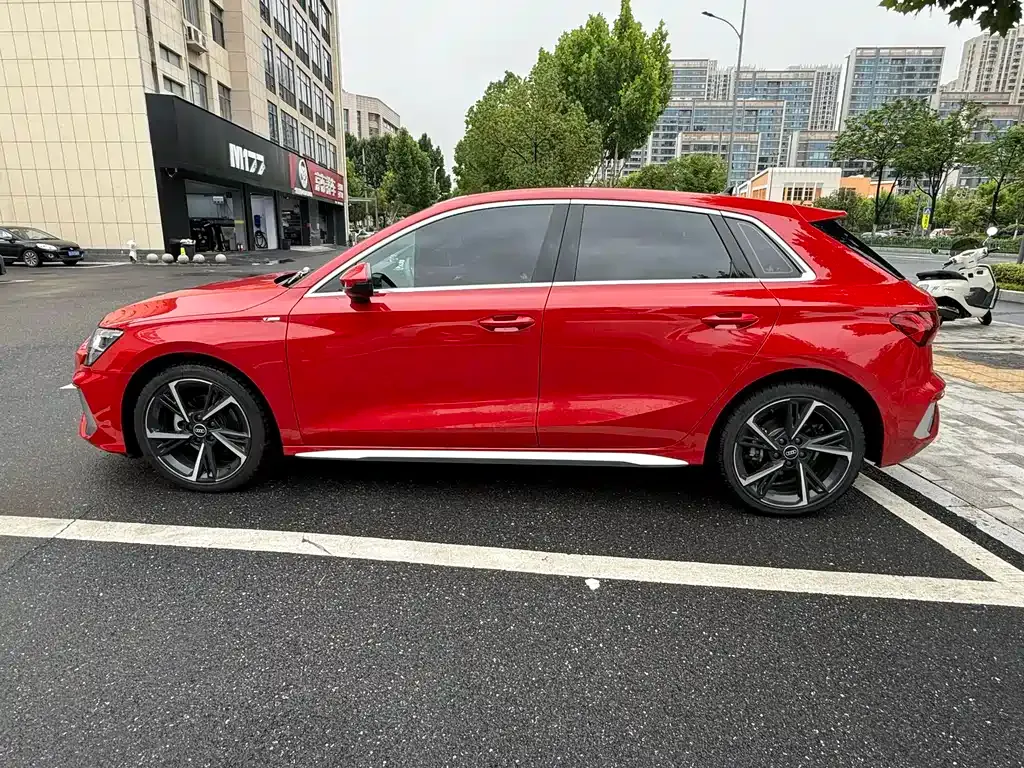 Audi A3 2022 из CN, фото 9