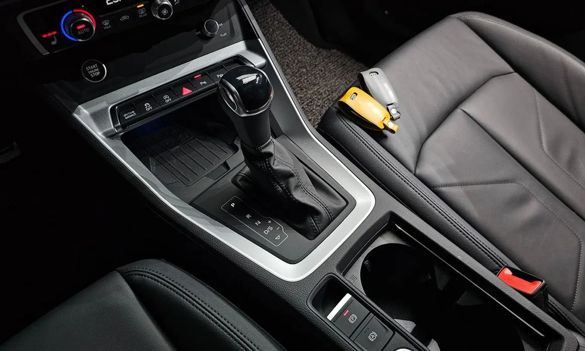 Audi Q3 2025 из KR, фото 10