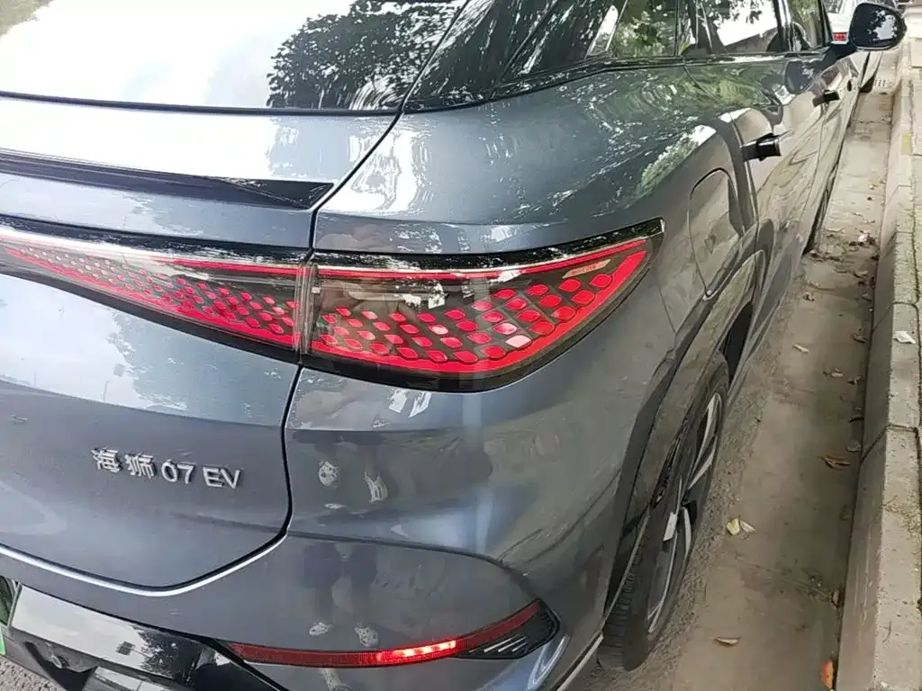 BYD Seal 07 EV — фото 2