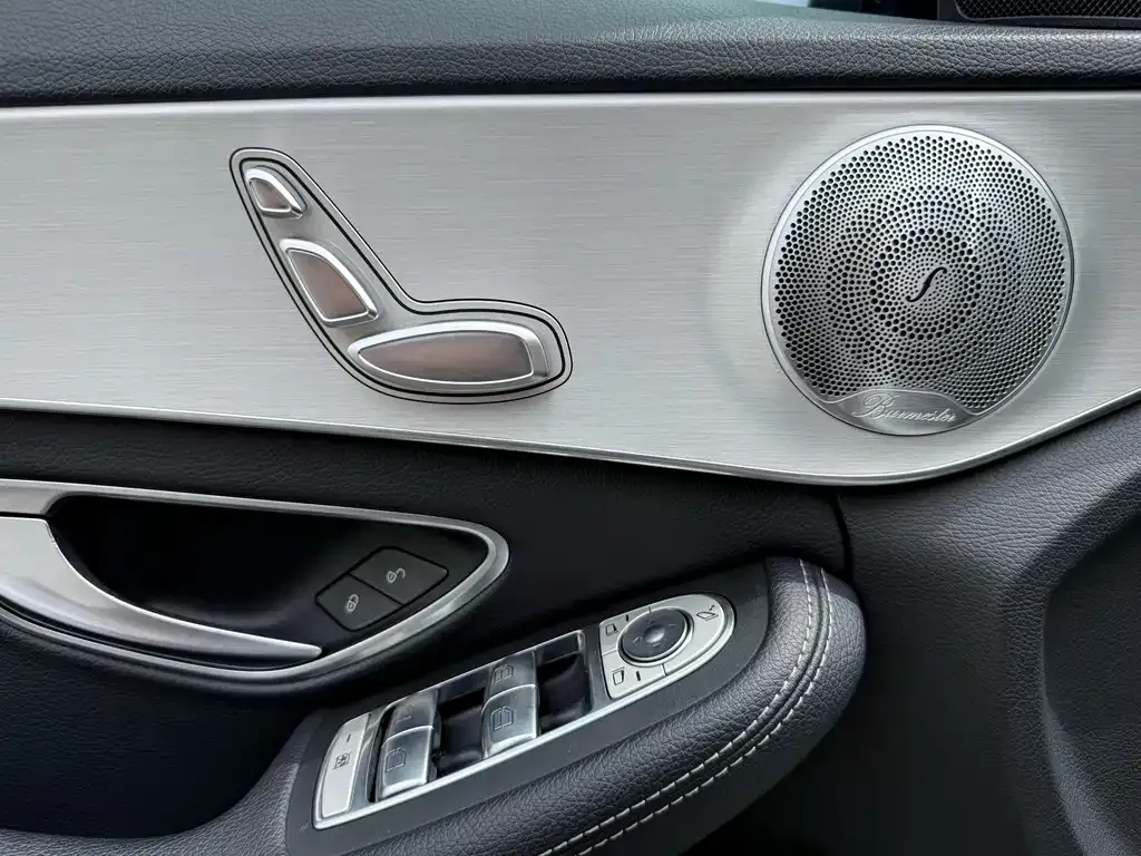 Mercedes-Benz C-Class — фото 10