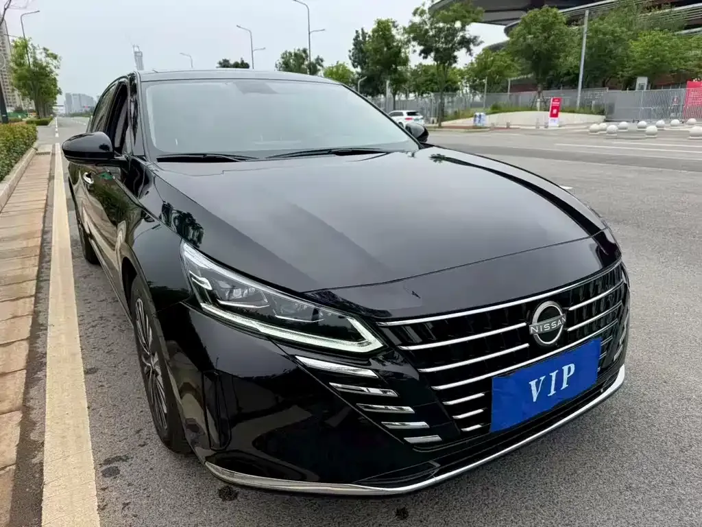 Nissan Teana — фото 2