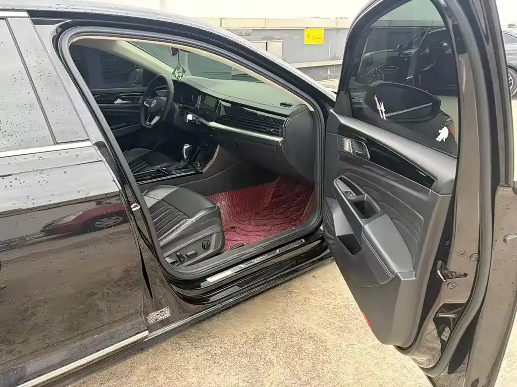 Volkswagen Passat — фото 10