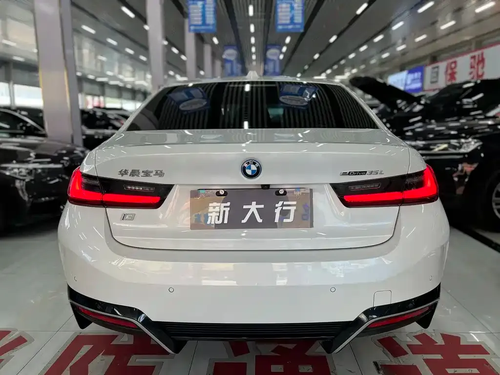 BMW i3 — фото 6