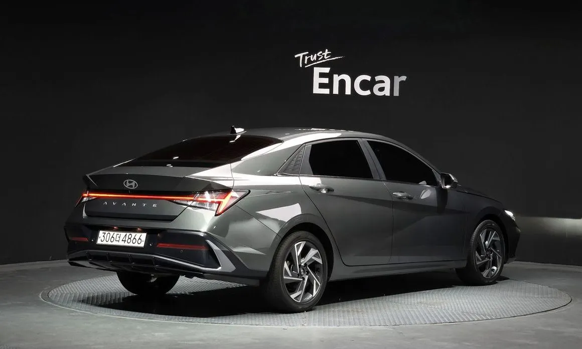 Hyundai AVANTE — фото 4