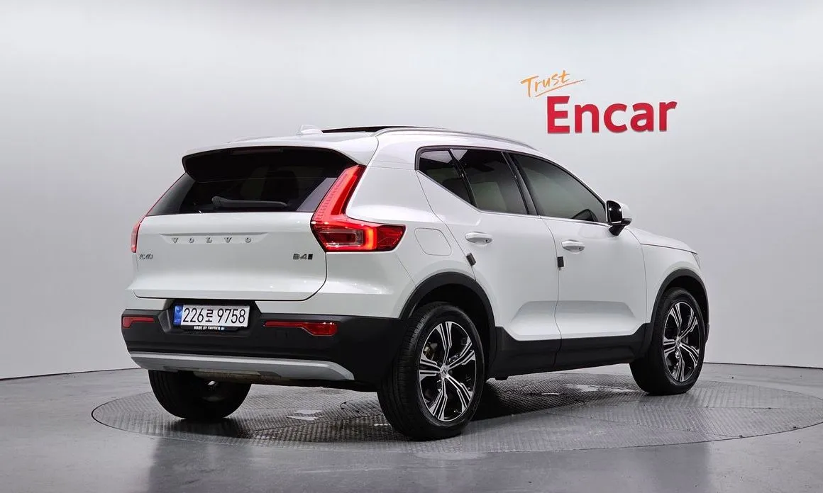 Volvo XC40 2022 из KR, фото 2