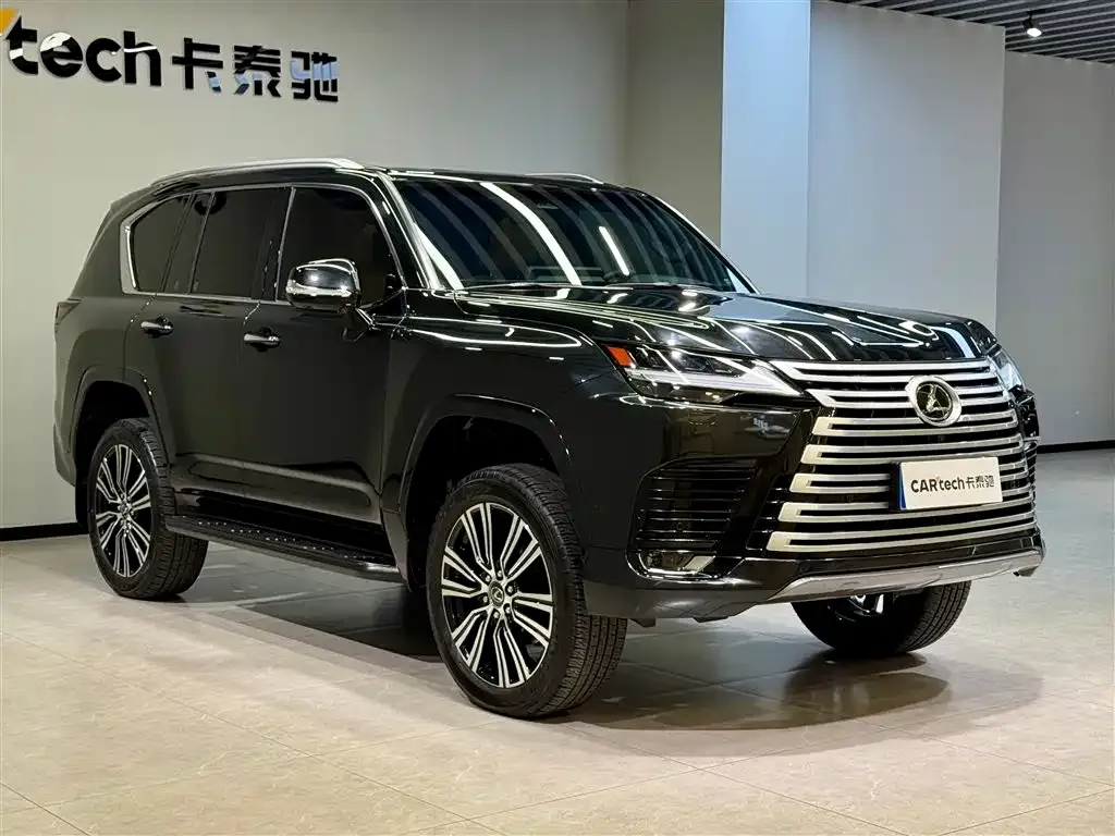 Lexus LX — фото 5