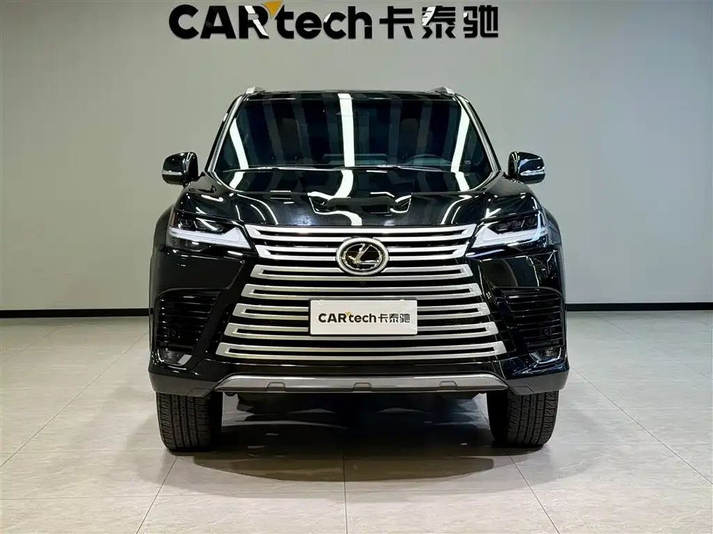Lexus LX — фото 4