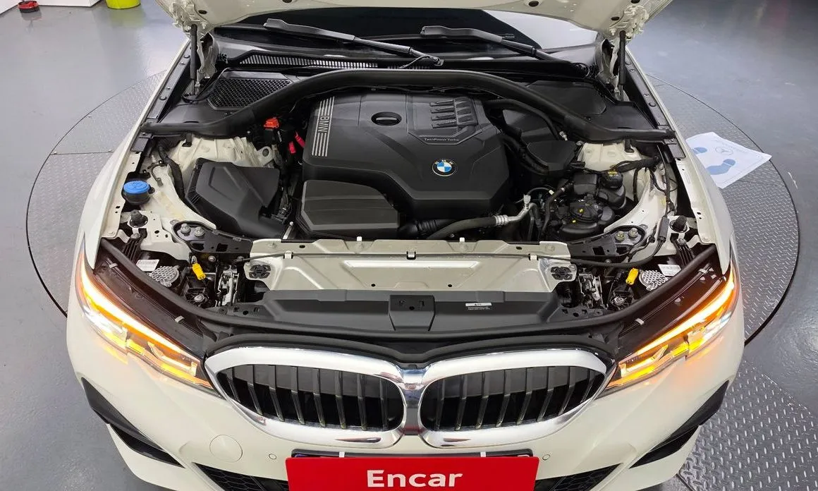 BMW 3-Series 2022 из KR, фото 7