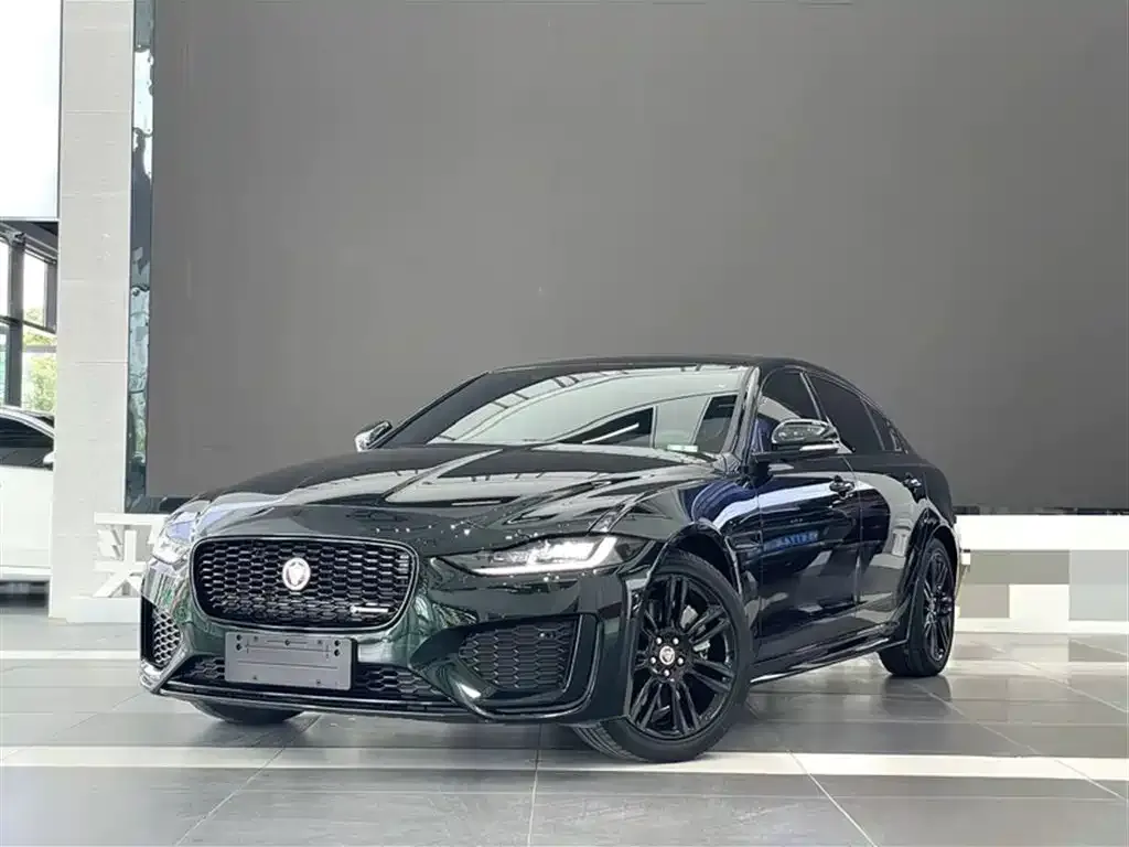 Jaguar XEL — фото 1