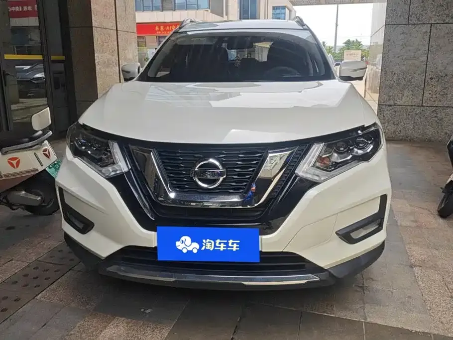 Nissan X-Trail — фото 10