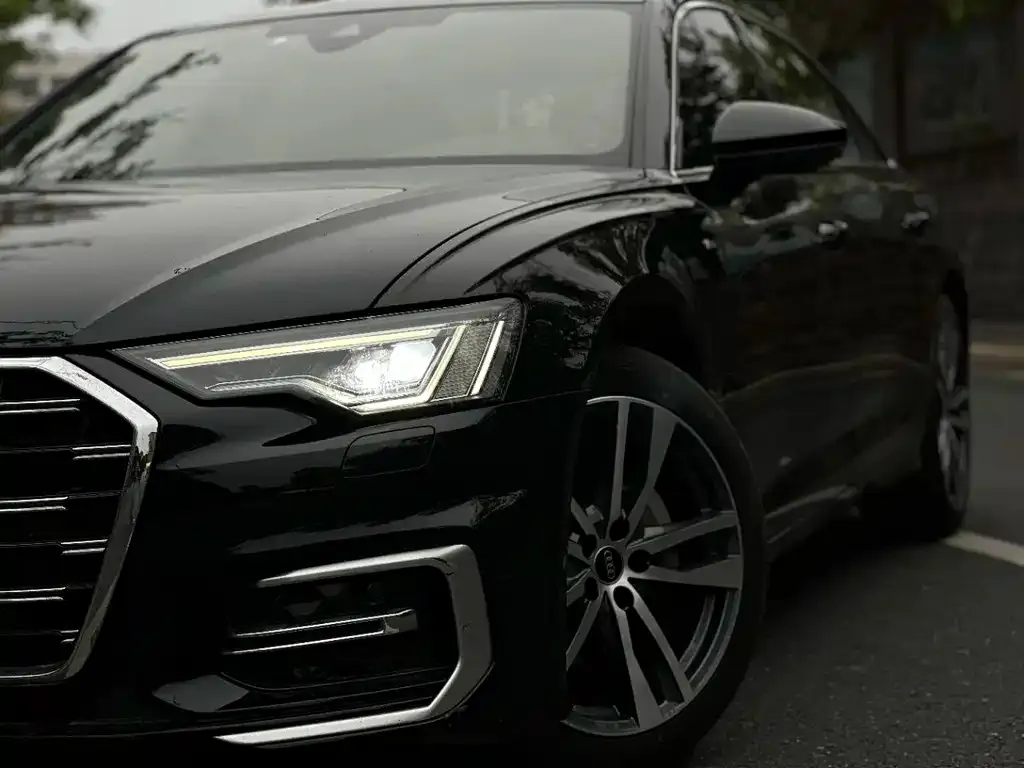 Audi A6L — фото 4