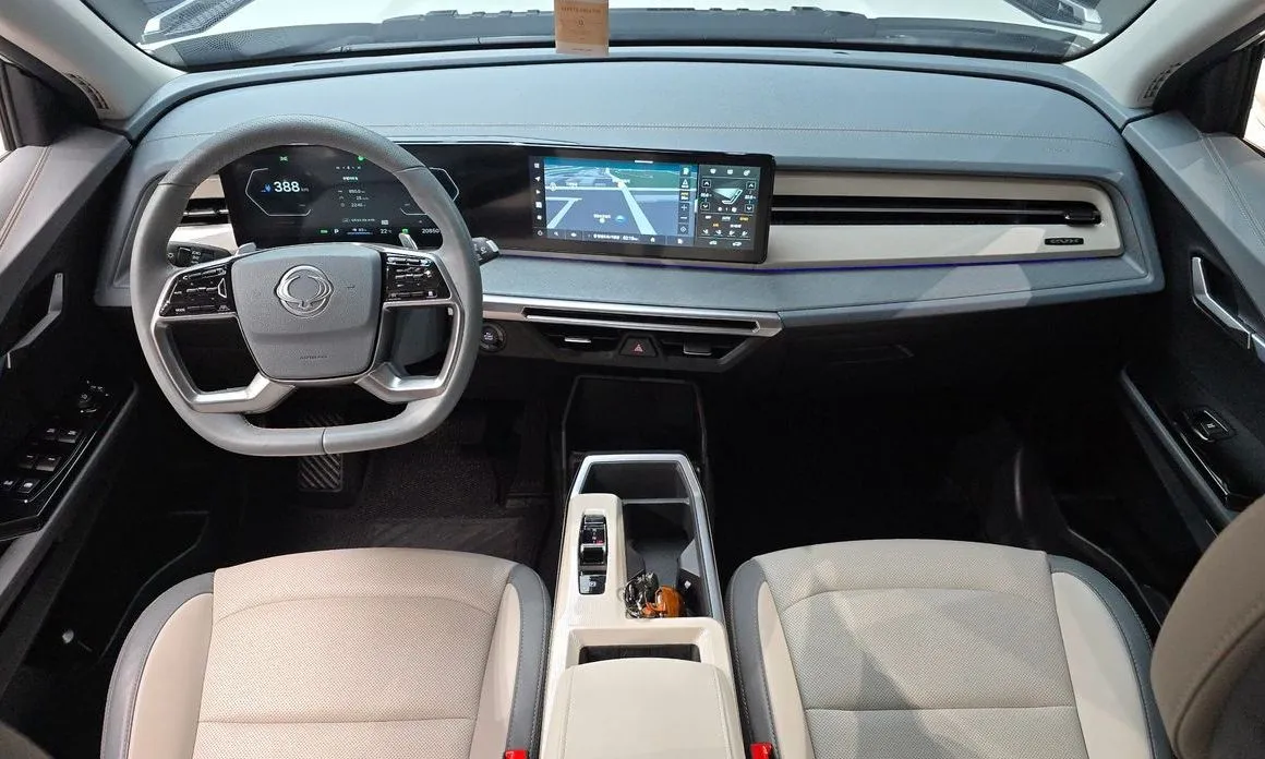 KG Mobility (Ssangyong) Torres — фото 10