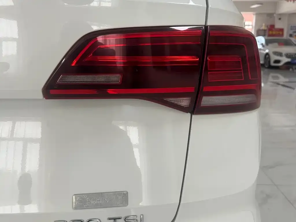 Volkswagen Tharu — фото 5
