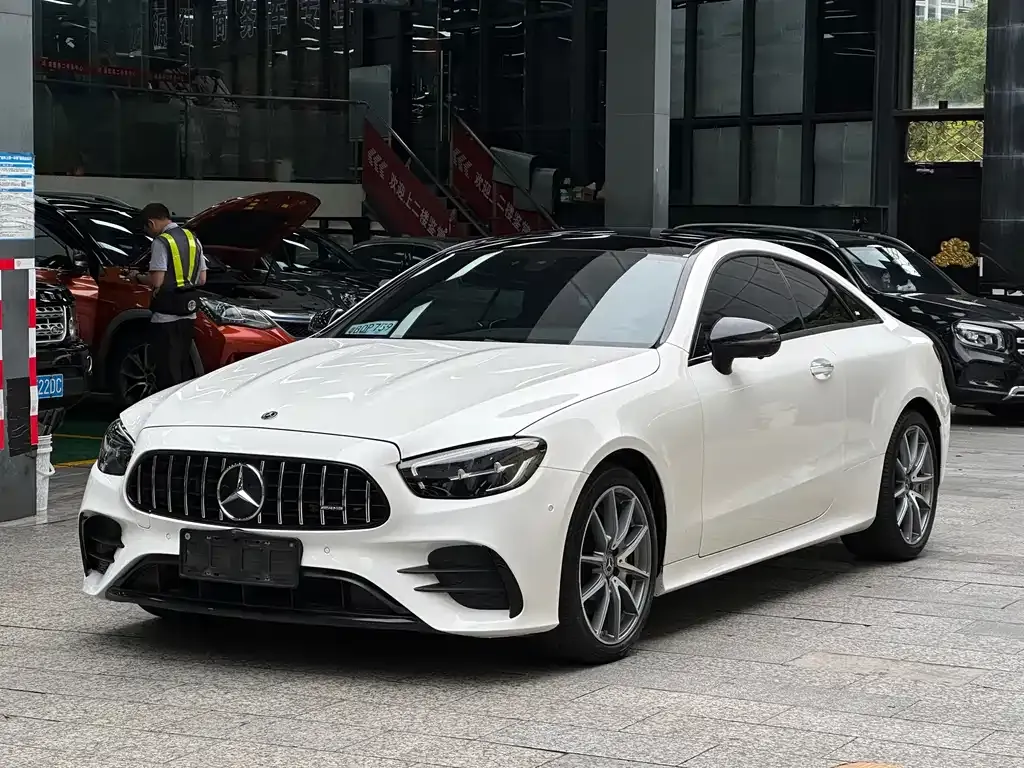 Mercedes-Benz E-Class (Import) — фото 1