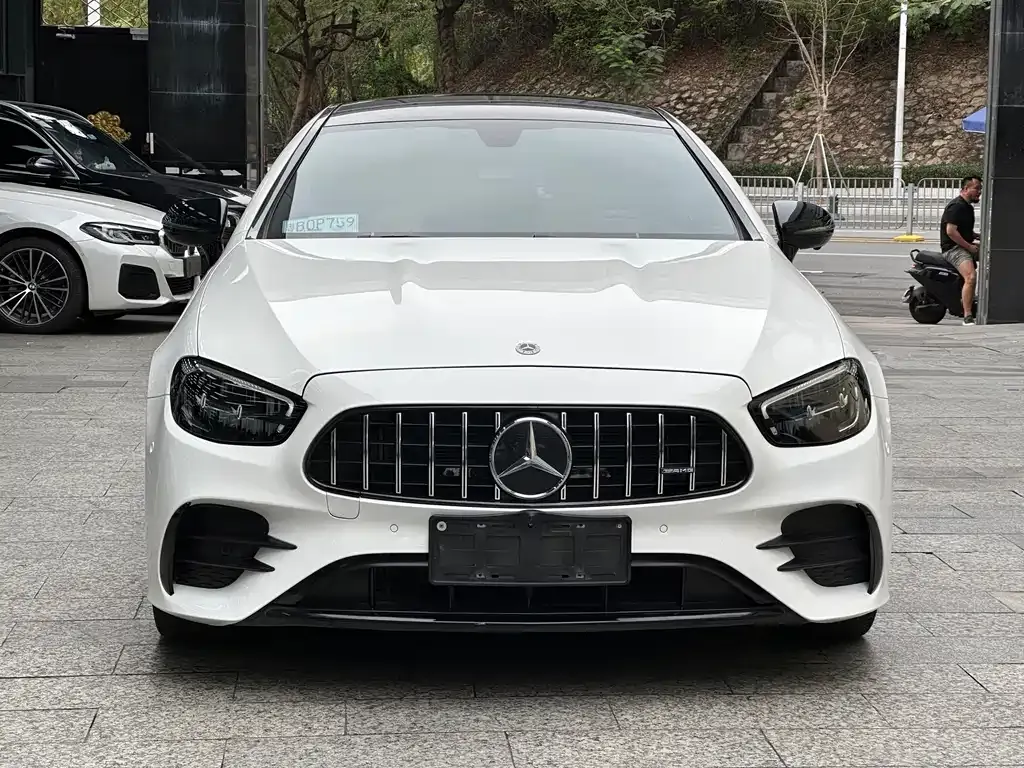 Mercedes-Benz E-Class (Import) — фото 9