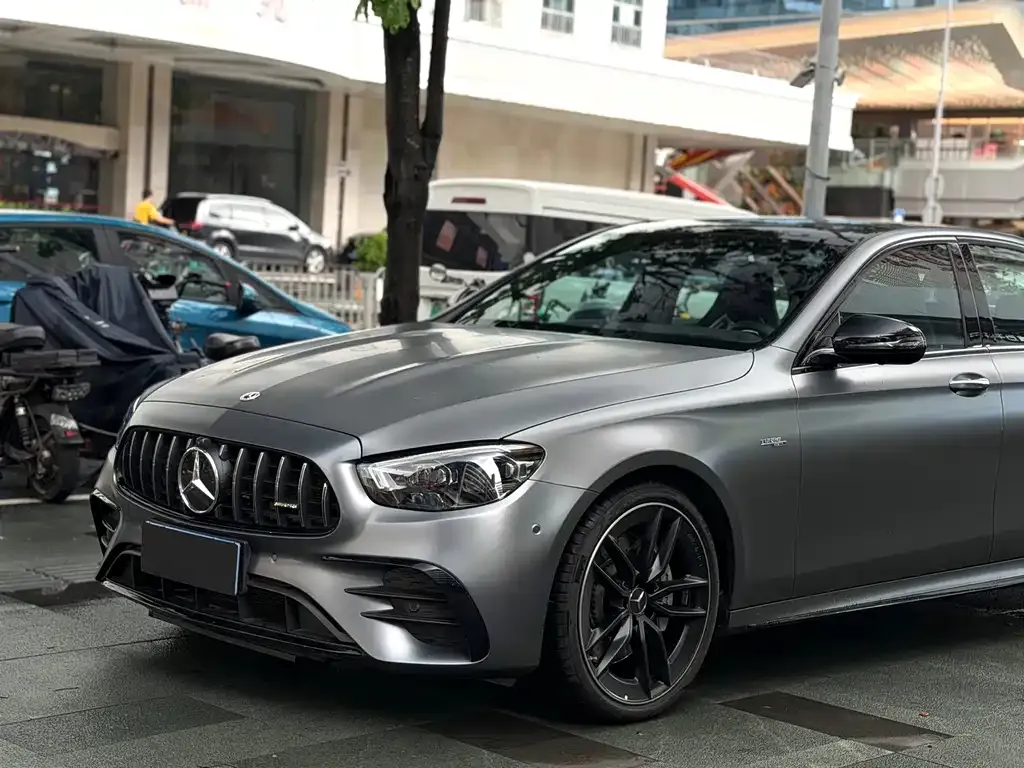 Mercedes-Benz E-Class AMG — фото 5