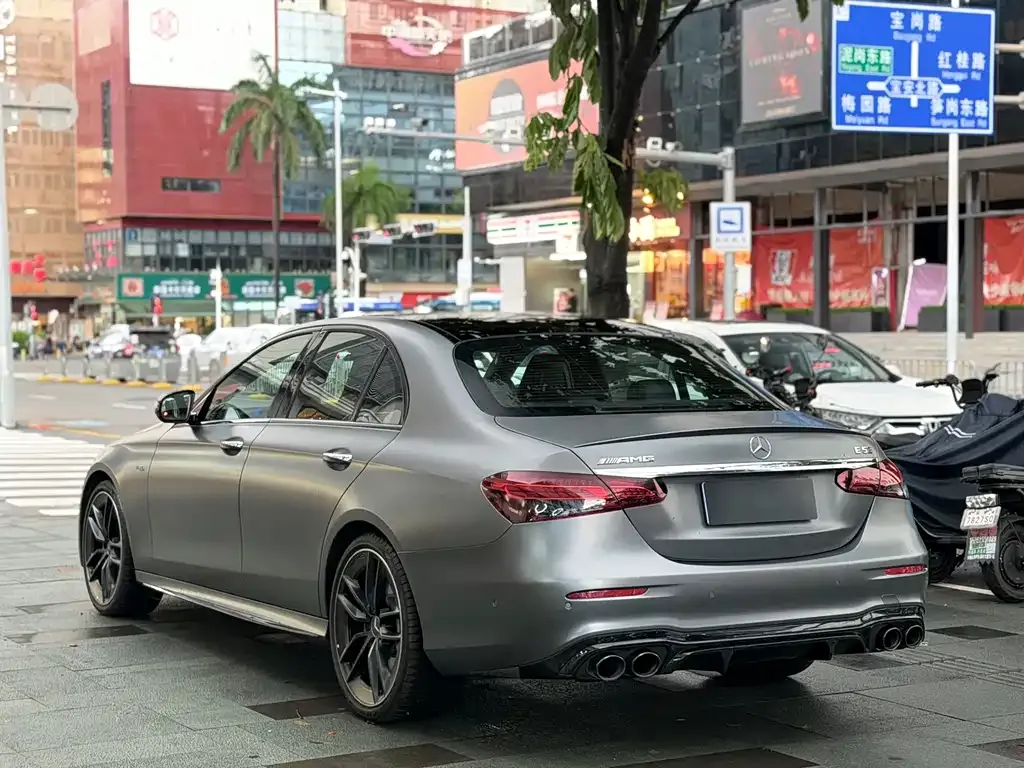 Mercedes-Benz E-Class AMG — фото 7