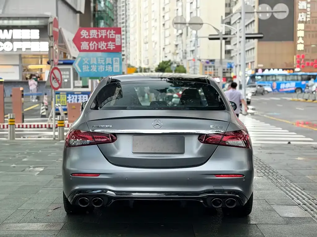 Mercedes-Benz E-Class AMG — фото 4