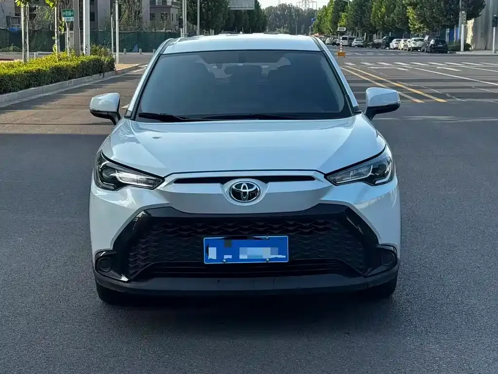 Toyota Frontlander 2024 из CN, фото 8