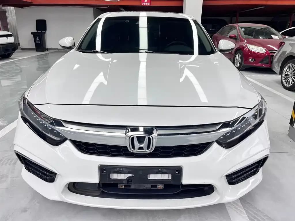 Honda Inspire — фото 3