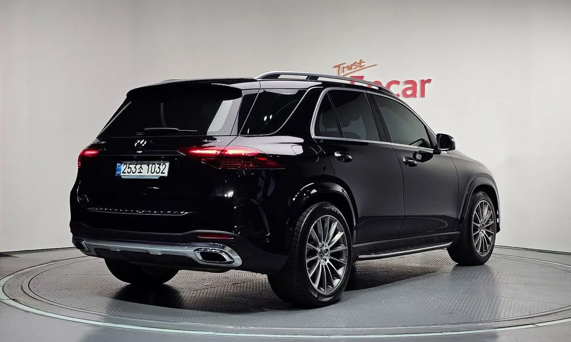 Mercedes-Benz GLE-Class — фото 9