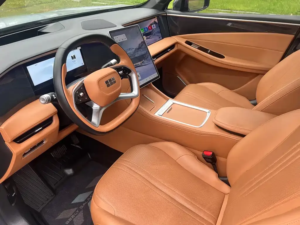 Geely Galaxy L7 — фото 2