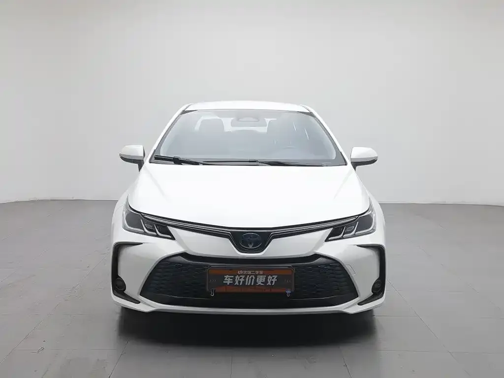 Toyota Corolla — фото 2