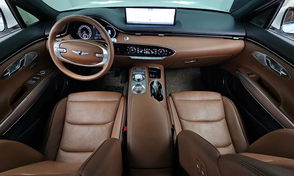 Genesis GV70 — фото 10