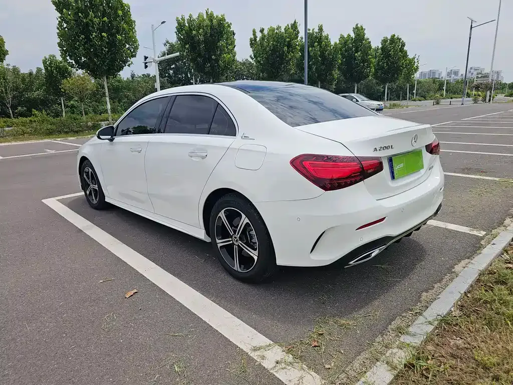 Mercedes-Benz A-Class — фото 10