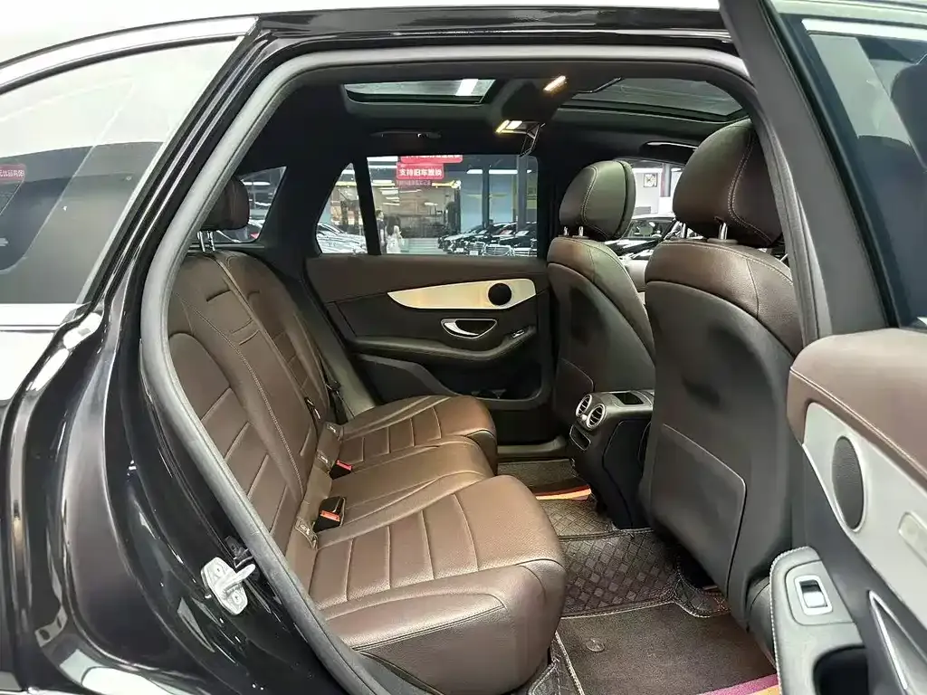 Mercedes-Benz GLC 2022 из CN, фото 8