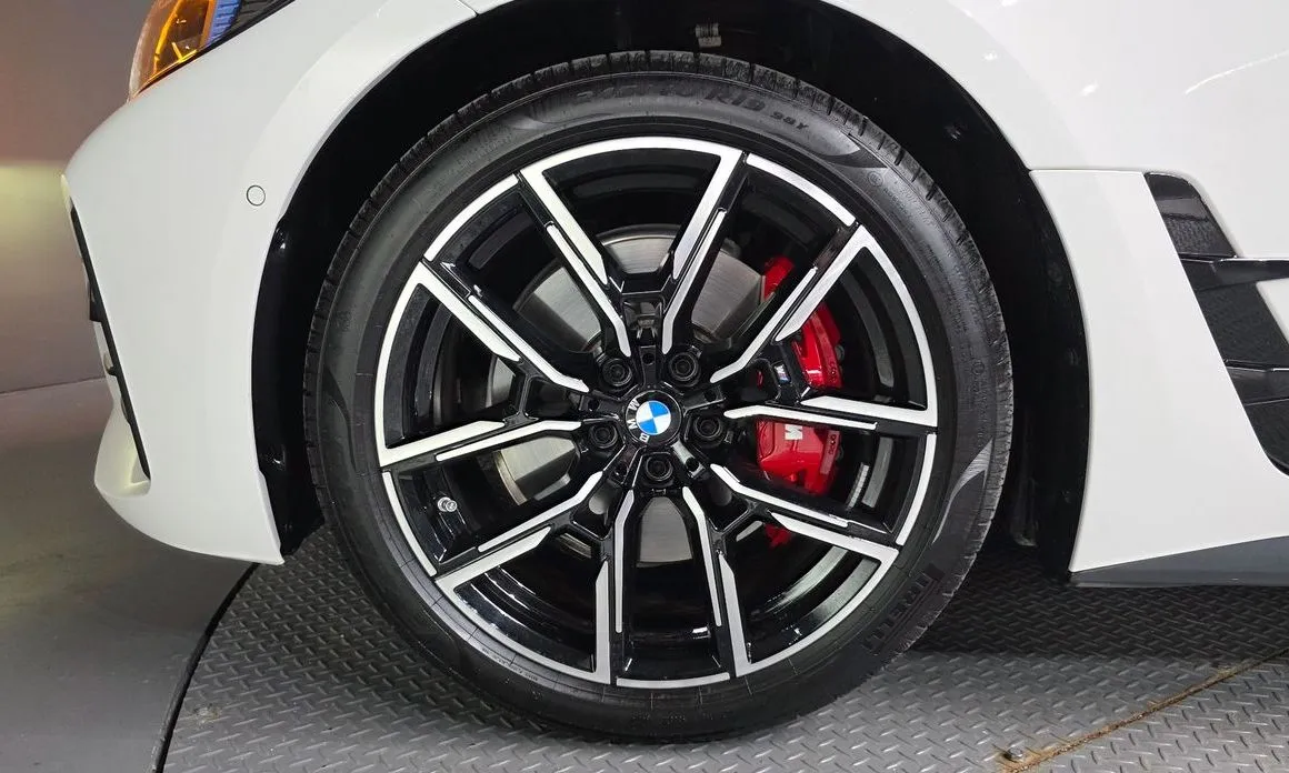 BMW 4-Series 2025 из KR, фото 8