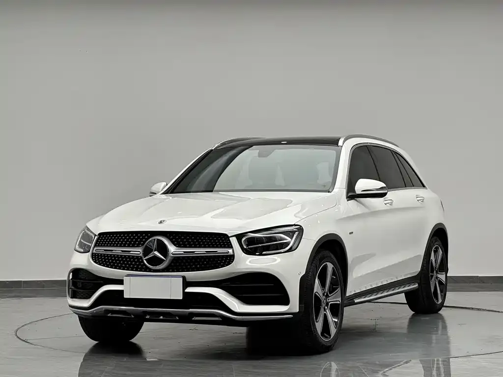 Mercedes-Benz GLC — фото 1