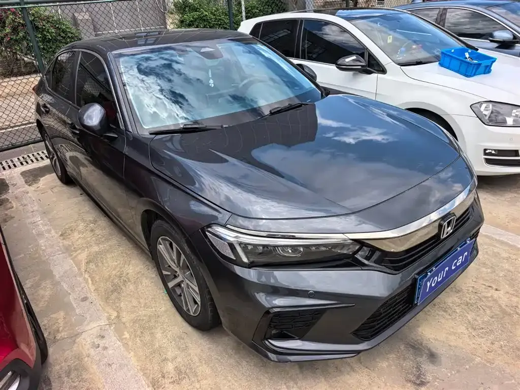 Honda Civic — фото 10
