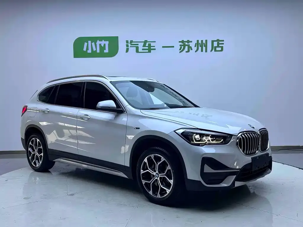 BMW X1 — фото 5