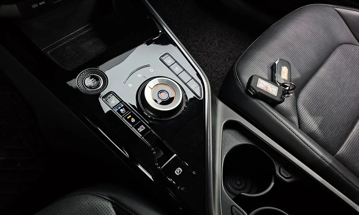 Kia Niro — фото 10
