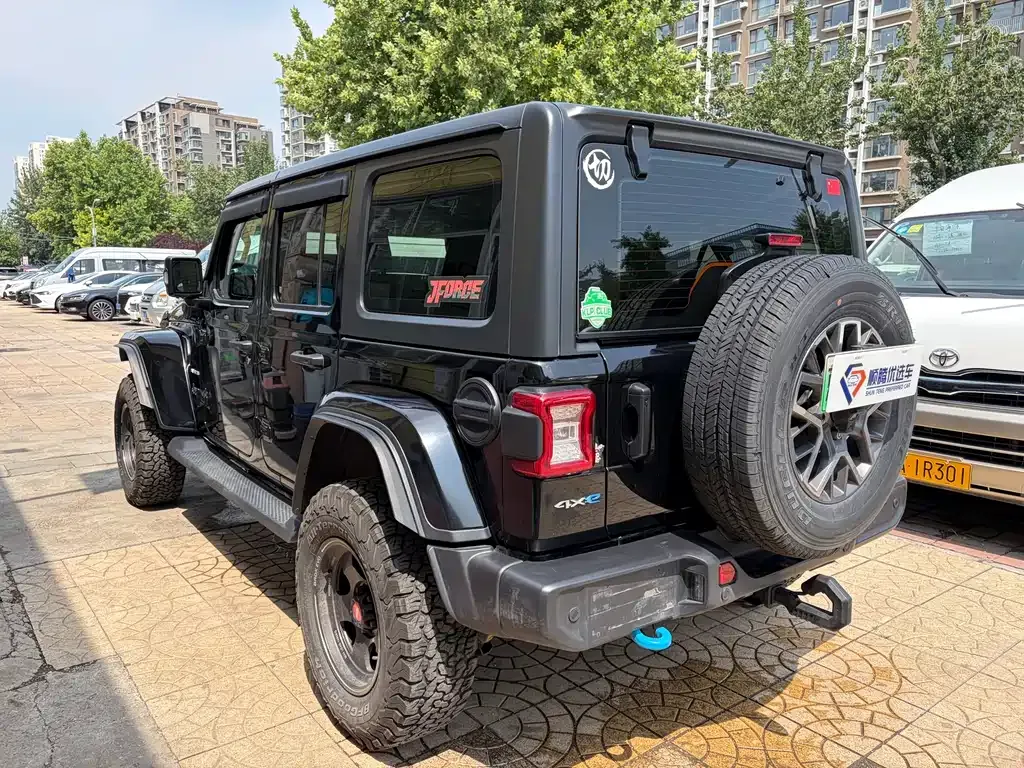 Jeep Wrangler PHEV 2022 из CN, фото 9