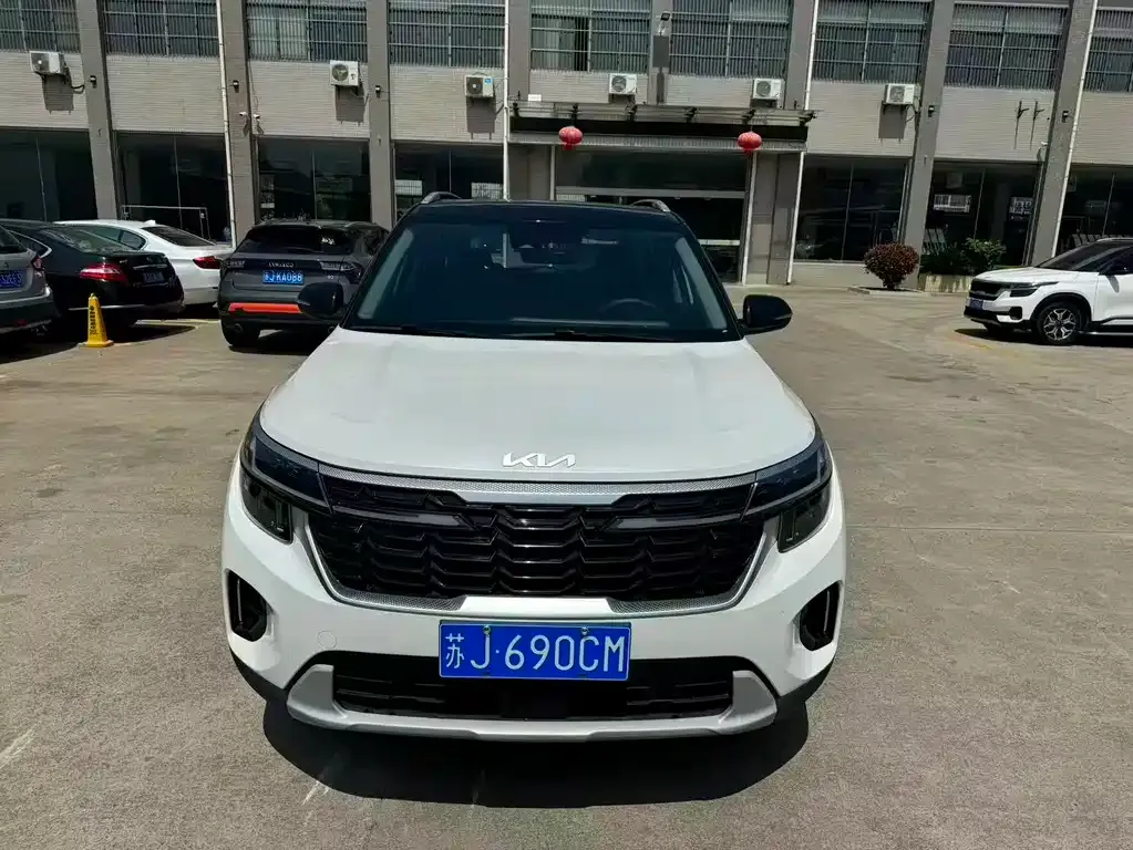 Kia Seltos 2023 из CN, фото 6